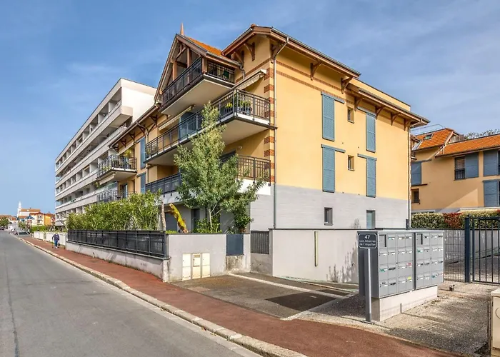 Apartment Les Amarres De L'aiguillon-3 By Interhome