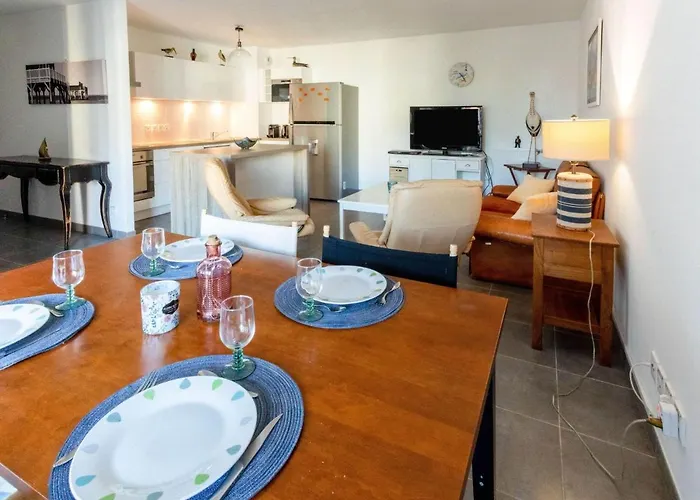 Apartment Les Amarres De L'aiguillon-3 By Interhome